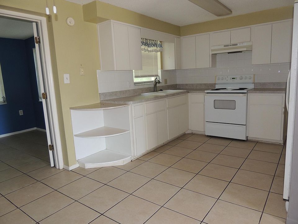 1st image of 5033 Farley Dr