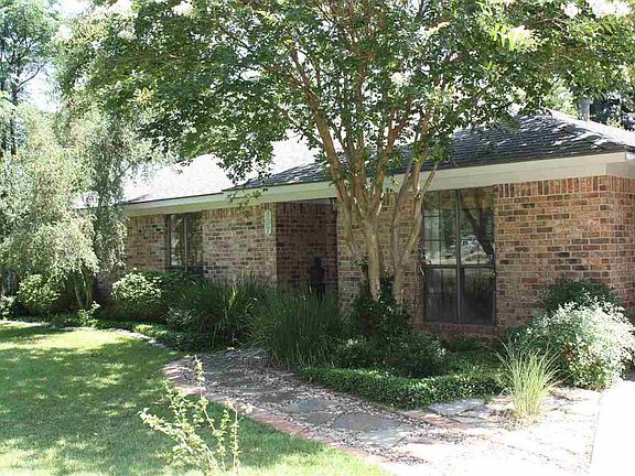 2nd image of 307 Joy Dr