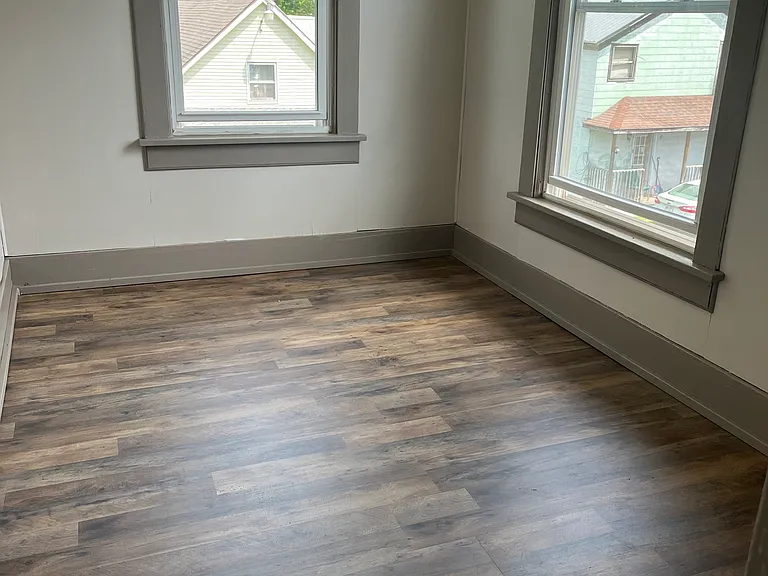 5245 W Seneca St #3 — Photo 1