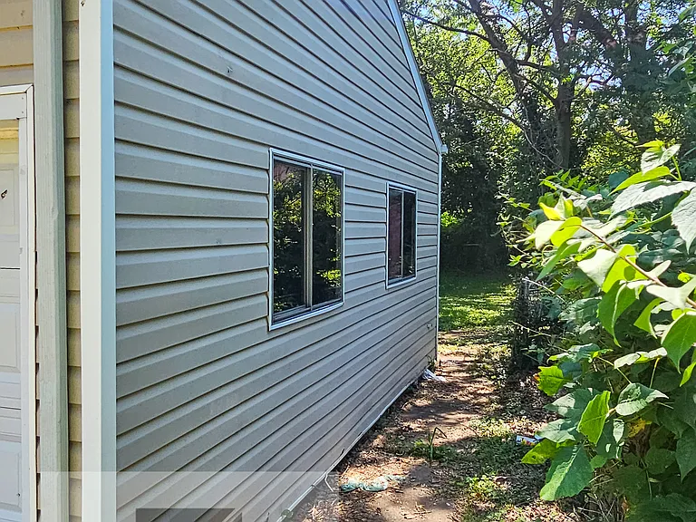 10728 Spring Garden Dr — Photo 33