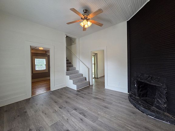 5th image of 204 Smith St