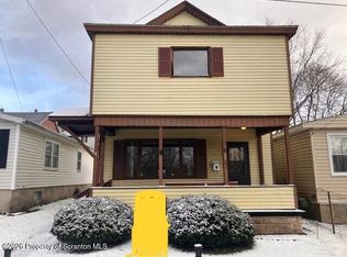 32 Cemetery St, Carbondale, PA 18407