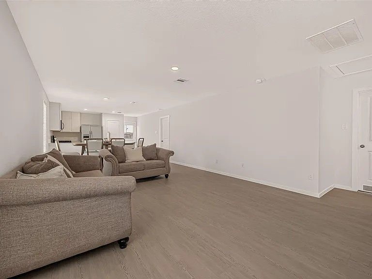 31338 Black Cherry Hollow Dr — Photo 9