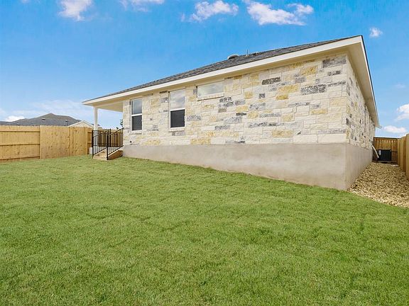 3rd image of 1208 Low Branch Ln