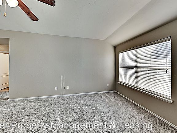 5th image of 13501 Deer Spring Dr