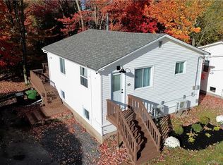 39 Murray Ave, Fredericton, NB E3A3Y6