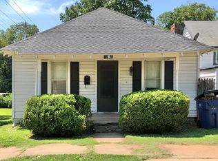 211 S Elm St, Guthrie, OK 73044