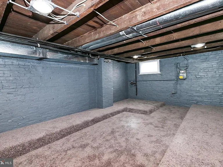 609 Wyeth St — Photo 15