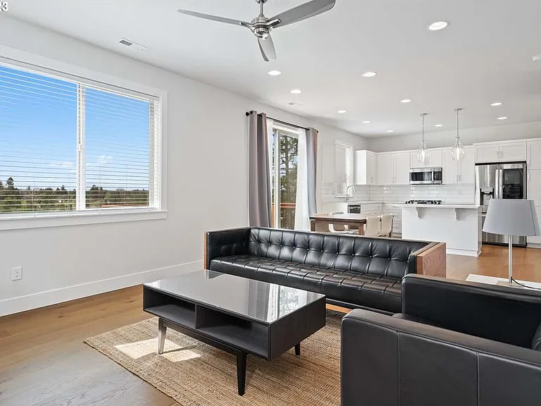 11059 SW Annand Hill Ct — Photo 3