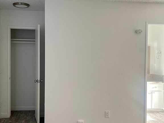 5th image of 21049 Bryant St #9