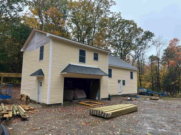 38 Martha's Way, Salisbury, VT 05769