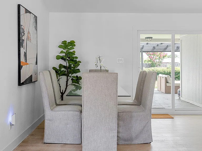 2521 Delmar Dr — Photo 28