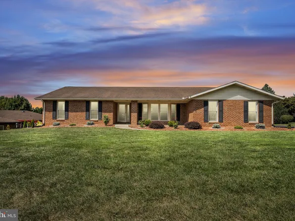 811 Shenandoah Ln, York, PA 17404