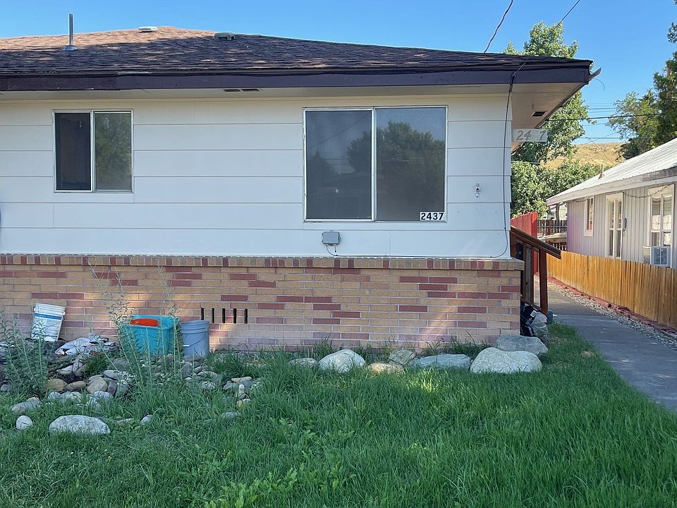 1st image of 2437 Garden Ave #2437