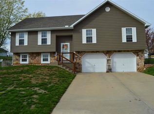 1804 5th Street Ct, Knob Noster, MO 65336