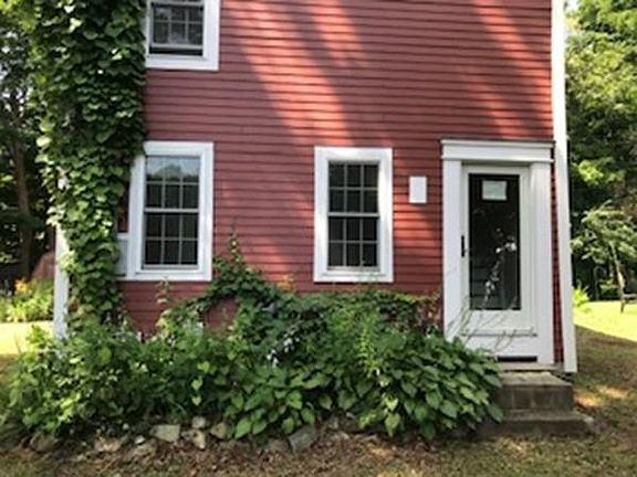 3rd image of 88 W Main St