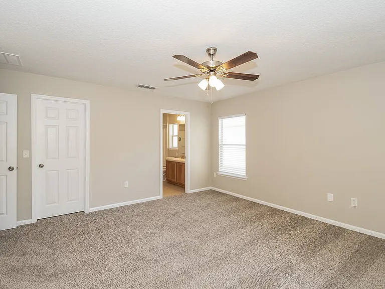 3978 Cedar Bluff Ln — Photo 10