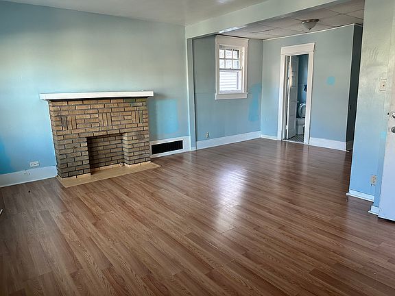 5th image of 292 Chelsea Pl #2