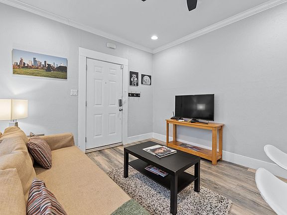 3rd image of 412 Drew St APT 3