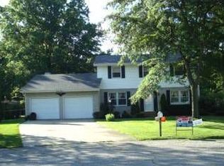 1414 Huffman Dr, South Bend, IN 46614