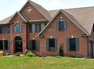 172 N Middlesex Rd, Carlisle, PA 17013