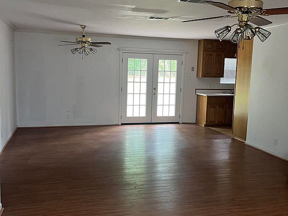2nd image of 219 Powell Dr