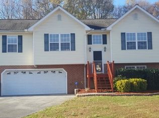 178 Meadowlark Dr, Jonesborough, TN 37659