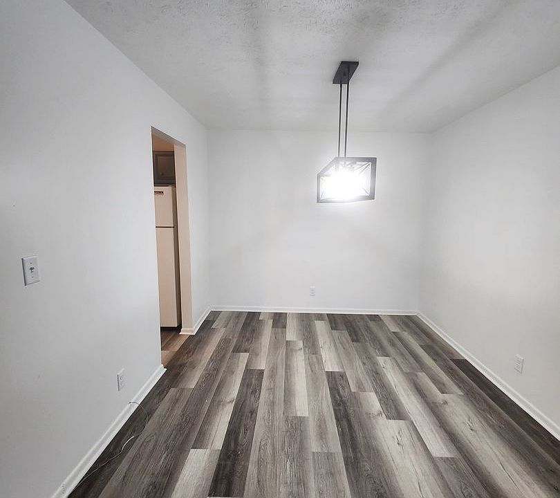1st image of 207 Frank St #9B