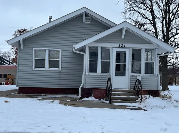 831 S 9th St, Norfolk, NE 68701