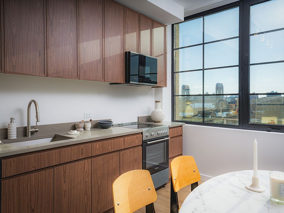 1st image of 40 Bruckner Blvd #826N