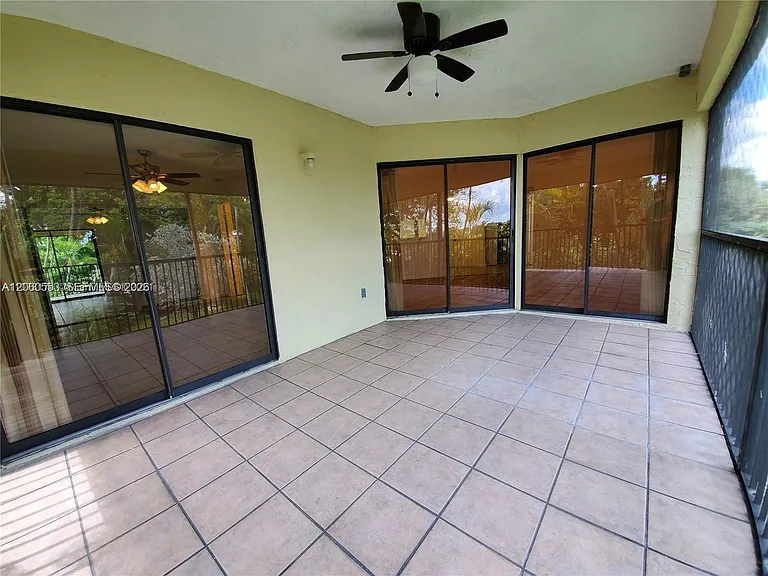 805 N Franklin Ave #805L — Photo 36