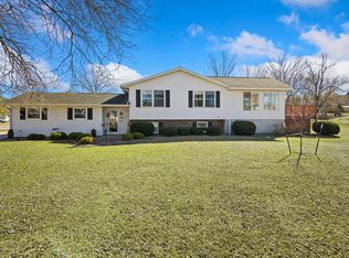 N5454 Holley Dr, Onalaska, WI 54650