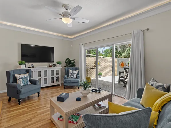 4701 N Kings Hwy APT 6, Myrtle Beach, SC 29577