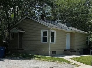 858 Highland Ave NE #B, Hickory, NC 28601