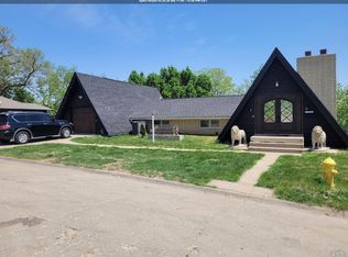 324 S Collins St, Sioux City, IA 51103