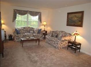 69 Smithfield Ct, Basking Ridge, NJ 07920