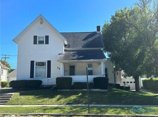 445 Ash St, Fostoria, OH 44830