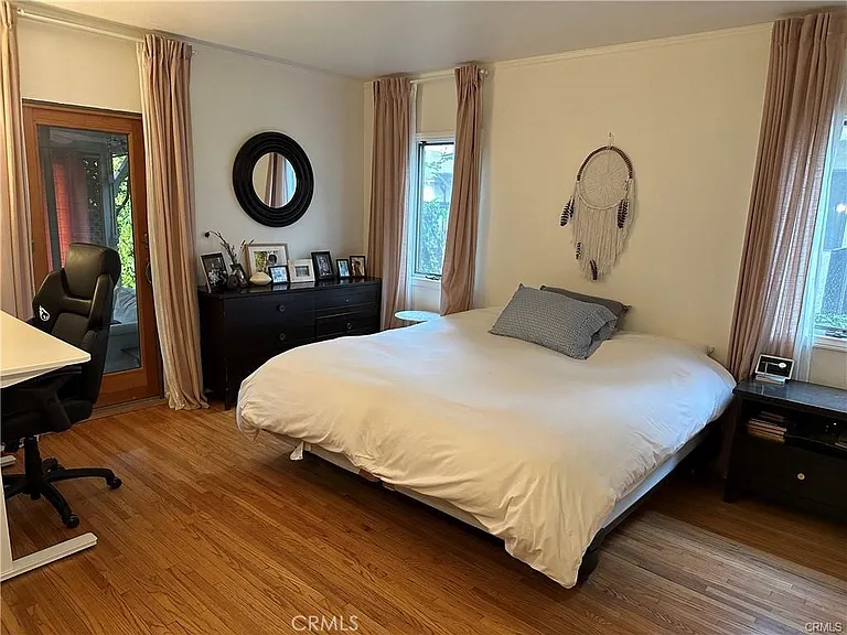 1133 S 3rd St — Photo 5