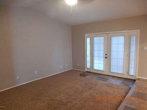 3rd image of 1001 N Westfall Cir