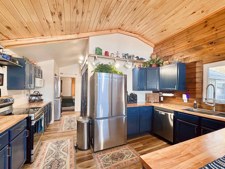 22482 Old Curry Rd SE, Cass Lake, MN 56633 | Zillow