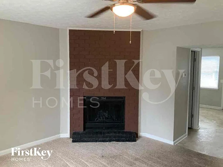 990 Green Valley Dr NW — Photo 5