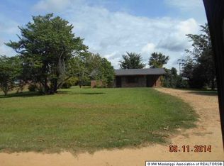 2745 Shiloh Rd, Courtland, MS 38620