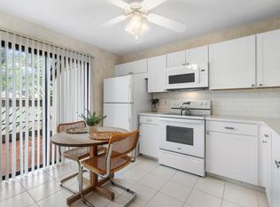 86 Wood Rose Ct, Royal Palm Beach, FL 33411