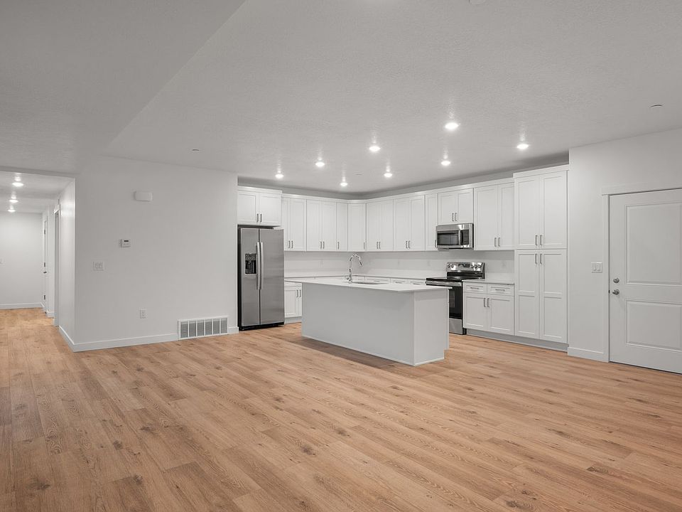1st image of 736 W Blue Magic Ln #204
