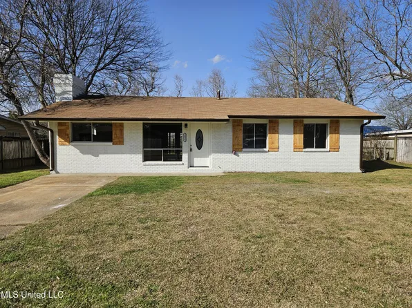 2038 Ramona Dr, Pearl, MS 39208