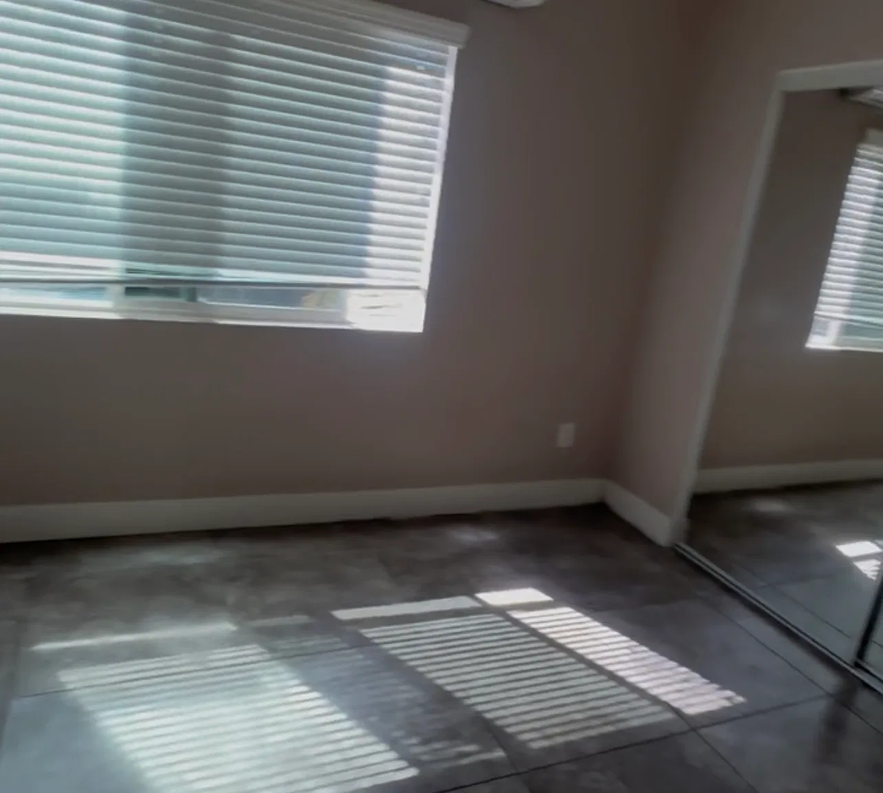 1 bed, 400 sqft, $1,800 — Photo 4
