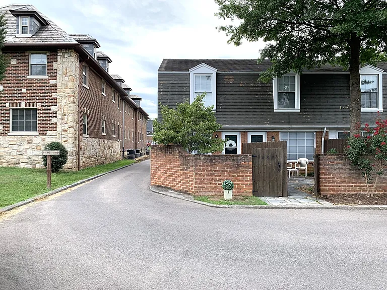 1801 Grandin Rd SW #2016 — Photo 5