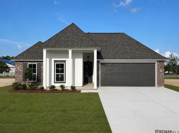 29433 Northlake Dr, Denham Springs, LA 70726