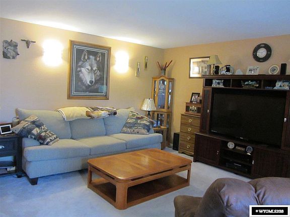 3rd image of 233 S Wind River Dr
