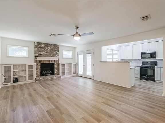 4th image of 15611 Echo Canyon Dr